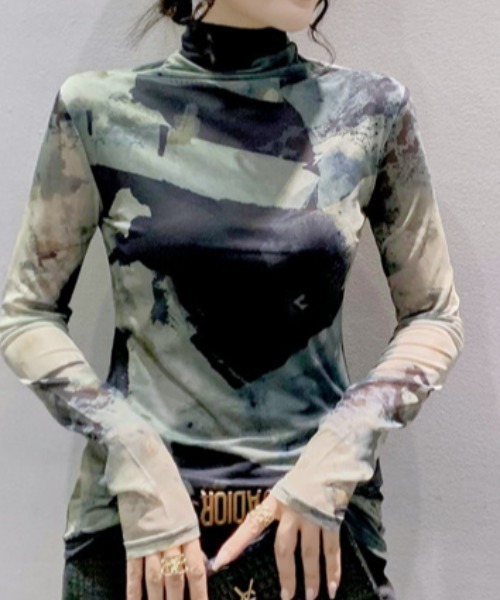 deux amour（ドゥーザムール）の「ムラ染めハイネックチュール長袖プルオーバー（その他トップス・レディース・グリーン・FREE）」の3枚目の写真