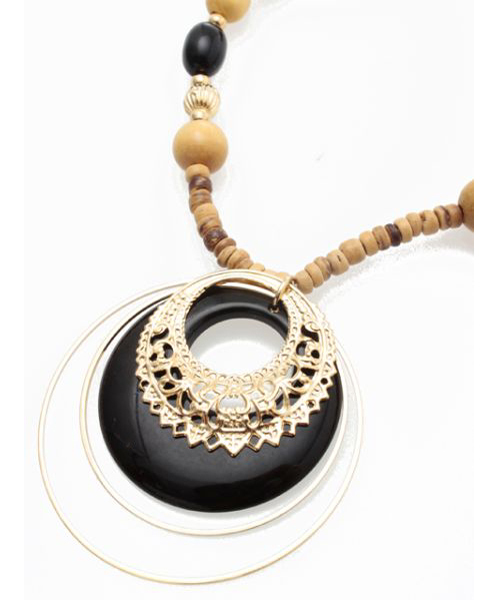 チャイハネ(チャイハネ)の「【チャイハネ】サマーシャネックレス(ネックレス・レディース・ホワイト/ブラック/サーモンピンク/ターコイズブルー・FREE)」の3枚目の写真