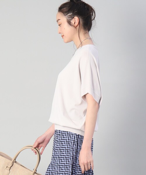 UNTITLED（アンタイトル）の「◆【さらりと着られる／ゆる感ニット】ボリュームニュアンスフォルムニット（ニット/セーター・レディース・ブラック/ブルー系2/ブラック系2/ホワイト/グレー系・48/02/44/00/04）」の22枚目の写真