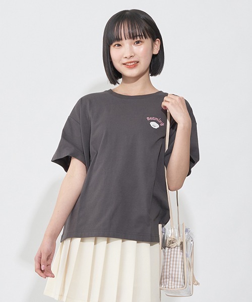 LOVETOXIC(ラブトキシック)の「ワンポイント刺しゅう半T(Tシャツ/カットソー・キッズ・オフホワイト/ピンク/ライトグレー/グリーン/チャコール・S/M/SS/L)」の14枚目の写真