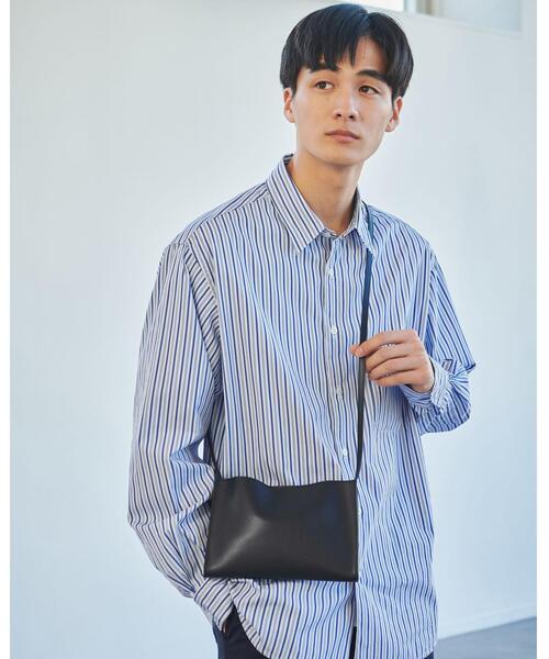 green label relaxing（グリーンレーベルリラクシング）の「GLR PVC ショルダーバッグ ヨコ（ショルダーバッグ・メンズ・ダークグレー/ブラック・FREE）」の3枚目の写真