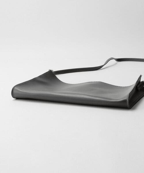 green label relaxing（グリーンレーベルリラクシング）の「GLR PVC ショルダーバッグ ヨコ（ショルダーバッグ・メンズ・ダークグレー/ブラック・FREE）」の11枚目の写真