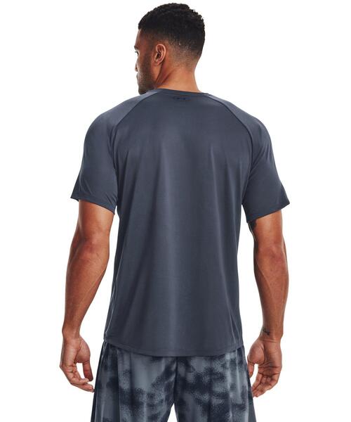 UNDER ARMOUR(アンダーアーマー)の「UAテック ショートスリーブTシャツ 〈プリントレフトチェスト〉(トレーニング/メンズ)(Tシャツ/カットソー・メンズ・チャコールグレー・L/XL/S/3XL/XXL/M)」の2枚目の写真