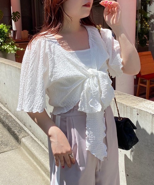 one after another NICE CLAUP（ワンアフターアナザーナイスクラップ）の「マルチway/リボン羽織りトップス（アンサンブル・レディース・ホワイト×ブラック/アイボリー/オフホワイト・FREE）」の3枚目の写真