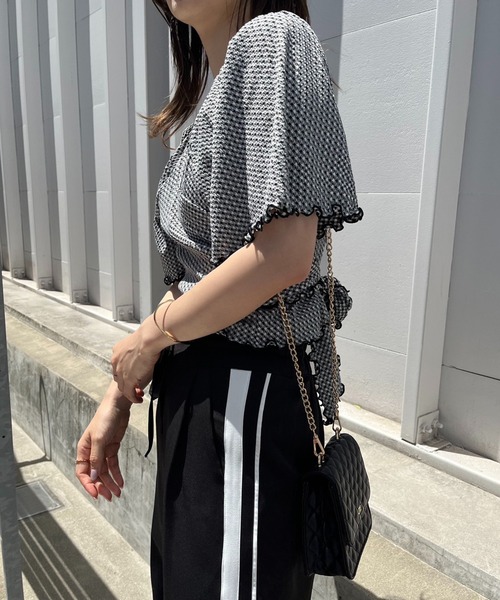 one after another NICE CLAUP（ワンアフターアナザーナイスクラップ）の「マルチway/リボン羽織りトップス（アンサンブル・レディース・ホワイト×ブラック/アイボリー/オフホワイト・FREE）」の13枚目の写真