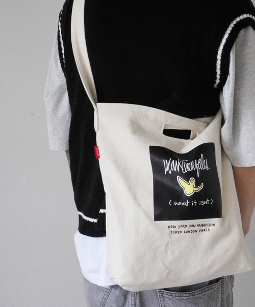 （What it isNt）ART BY MARKGONZALES（ワットイットイズント）の「【 （What it isNt）ART BY MARKGONZALES / (ワットイットイズント) アートバイ マークゴンザレス 】 ヘビーキャンバス ショルダーバッグ（ショルダーバッグ・メンズ・ホワイト系その他3/ホワイト系その他2/ホワイト系その他4/ホワイト系その他/ホワイト/ブラック・FREE）」の3枚目の写真
