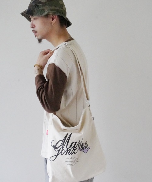 （What it isNt）ART BY MARKGONZALES（ワットイットイズント）の「【 （What it isNt）ART BY MARKGONZALES / (ワットイットイズント) アートバイ マークゴンザレス 】 ヘビーキャンバス ショルダーバッグ（ショルダーバッグ・メンズ・ホワイト系その他3/ホワイト系その他2/ホワイト系その他4/ホワイト系その他/ホワイト/ブラック・FREE）」の18枚目の写真
