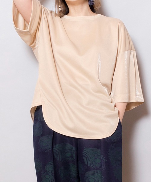 OSMOSIS(オズモーシス)の「バックジッププルオーバー(Tシャツ/カットソー・レディース・アイボリー/ブラウン/チャコール・ONE SIZE)」の2枚目の写真