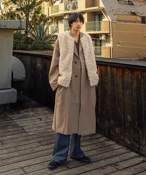 roial(ロイアル)の「VEST/ROILA(ロイアル)春秋にヘビロテしたくなる!リラックスフィットファーベスト(ベスト・レディース・ブラウン/ブルー系その他/ベージュ・MEDIUM/SMALL)」の18枚目の写真