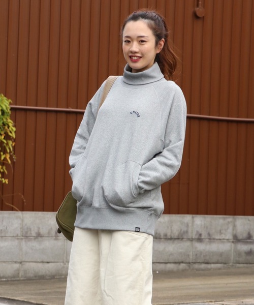 KRIFF MAYER Lady's Collection(クリフメイヤーレディースコレクション)の「裏起毛ハイネックスウェット(スウェット・レディース・オレンジ/カラフル/グレー/ナチュラル/チャコール・LARGE/MEDIUM)」の2枚目の写真