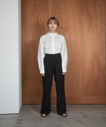 lawgy（ラウジー）の「neck button blouse（シャツ/ブラウス