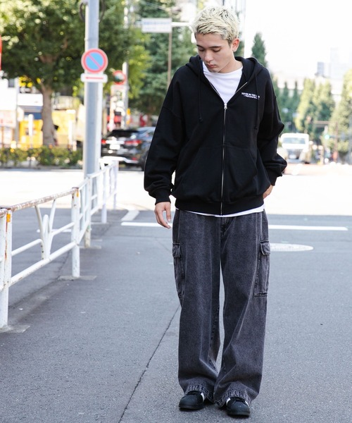 WEGO（ウィゴー）の「WEGO/ヘビーウエイトワンポイントジップパーカー（パーカー・メンズ・杢グレー/ブラック・LARGE/MEDIUM）」の3枚目の写真