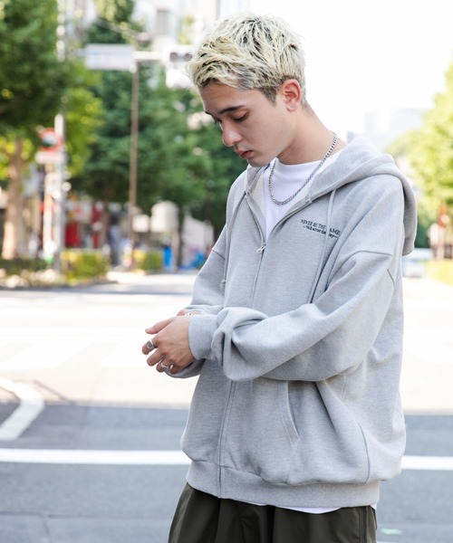 WEGO（ウィゴー）の「WEGO/ヘビーウエイトワンポイントジップパーカー（パーカー・メンズ・杢グレー/ブラック・LARGE/MEDIUM）」の12枚目の写真