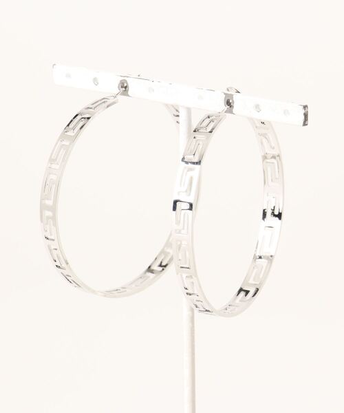 LATINA(ラティーナ)の「ジオメトリックフープピアス(ピアス(両耳用)・レディース・シルバー/ゴールド・FREE)」の3枚目の写真