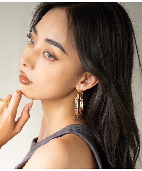 LATINA(ラティーナ)の「ジオメトリックフープピアス(ピアス(両耳用)・レディース・シルバー/ゴールド・FREE)」の7枚目の写真