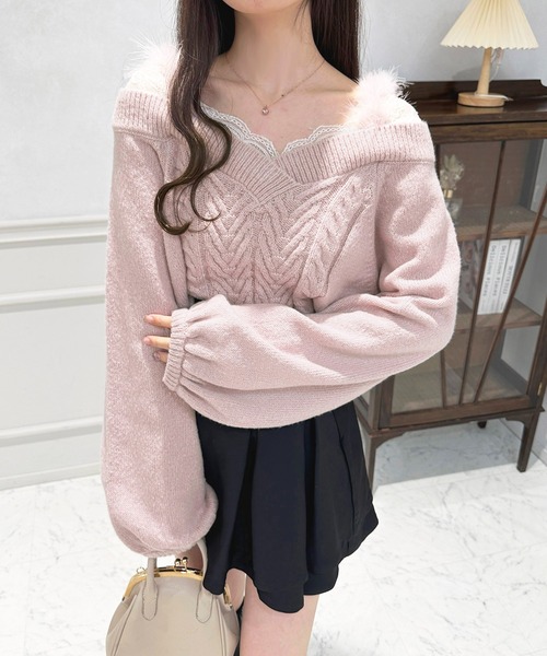 apres jour(アプレジュール)の「フェイクファーつきケーブルニット【ZOZOTOWN限定アイテム】(ニット/セーター・レディース・レッド/ブラック/ライトピンク/オフホワイト・X-LARGE/フリー)」の3枚目の写真