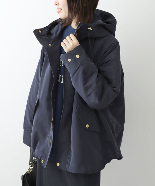 SLOBE IENA(スローブイエナ)の「ポリエステルナイロンフーディブルゾン(ブルゾン・レディース・ネイビー/ベージュ・FREE)」の19枚目の写真