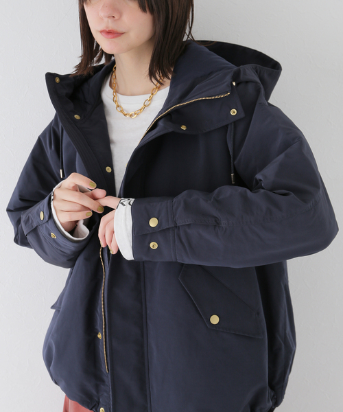 SLOBE IENA(スローブイエナ)の「ポリエステルナイロンフーディブルゾン(ブルゾン・レディース・ネイビー/ベージュ・FREE)」の22枚目の写真