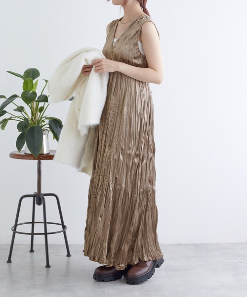 プランテーション　しわ加工ロングワンピース w closet（ダブルクローゼット）の「しわ加工後ろリボン