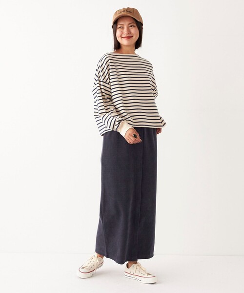 SHIPS Colors(シップス カラーズ)の「SHIPS Colors:〈洗濯機可能〉カット コーデュロイ タイト スカート(スカート・レディース・ベージュ/オフホワイト/ネイビー・ONE SIZE)」の10枚目の写真