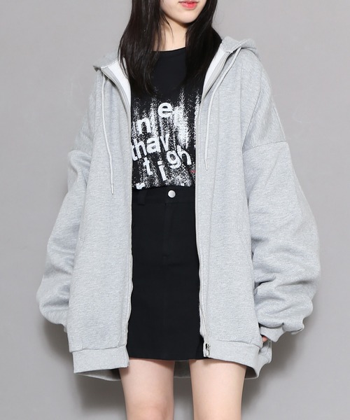 Figments（フィグメンツ）の「裏起毛ビッグZIPパーカー（パーカー・レディース・ブラック/パープル/杢グレー/レッド/スミクロ・LARGE/X-LARGE）」の3枚目の写真