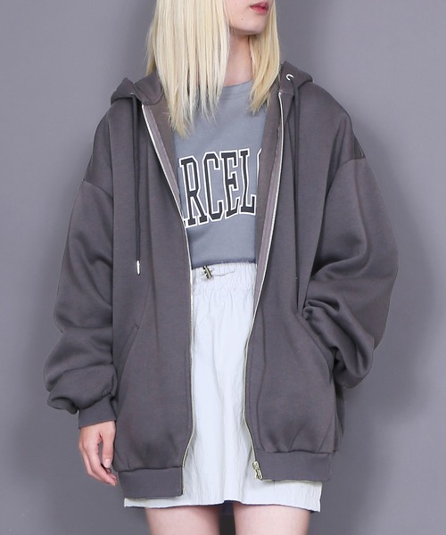 Figments（フィグメンツ）の「裏起毛ビッグZIPパーカー（パーカー・レディース・ブラック/パープル/杢グレー/レッド/スミクロ・LARGE/X-LARGE）」の2枚目の写真