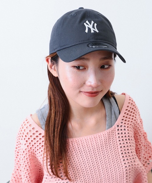 NEW ERA(ニューエラ)の「NEW ERA × BEAMS BOY / 別注 930 ニューヨークヤンキース キャップ 24SS(キャップ・レディース・ネイビー/ピンク/チャコールグレー/クリーム・ONE SIZE)」の17枚目の写真