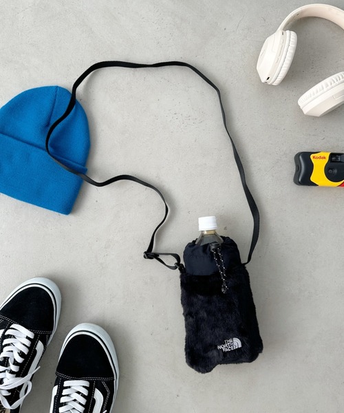 THE NORTH FACE(ザノースフェイス)の「国内未発売 THE NORTH FACE(ザ・ノースフェイス)/ストリングギャザーミニファーショルダー スマホショルダー ポーチ/GIRLS FUR CROSS BAG(ショルダーバッグ・レディース・クリーム/ブラック/ピンク・FREE)」の10枚目の写真