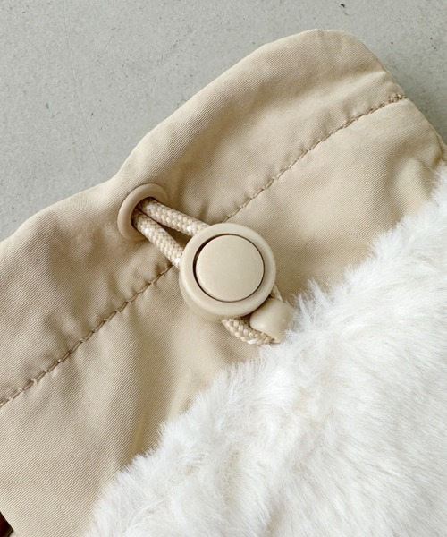 THE NORTH FACE(ザノースフェイス)の「国内未発売 THE NORTH FACE(ザ・ノースフェイス)/ストリングギャザーミニファーショルダー スマホショルダー ポーチ/GIRLS FUR CROSS BAG(ショルダーバッグ・レディース・クリーム/ブラック/ピンク・FREE)」の13枚目の写真