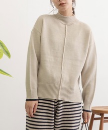 サイドスリットハイネックニット