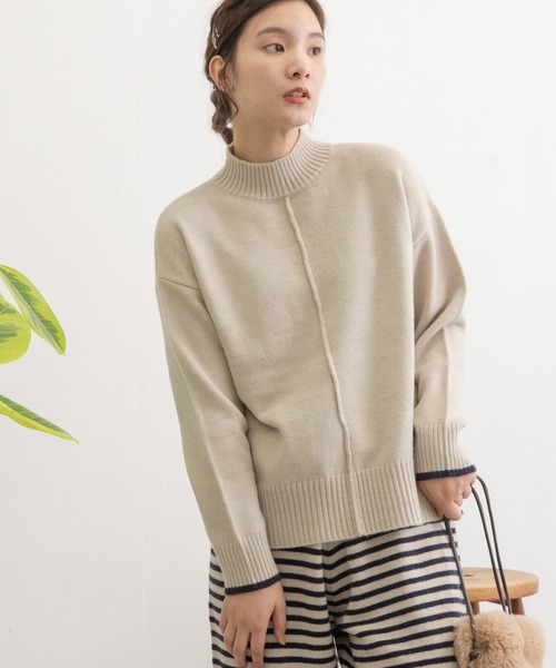 POU DOU DOU（プードゥドゥ）の「サイドスリットハイネックニット（ニット/セーター・レディース・ライトブルー/ピンク/オートミール/ブルー・3）」の5枚目の写真