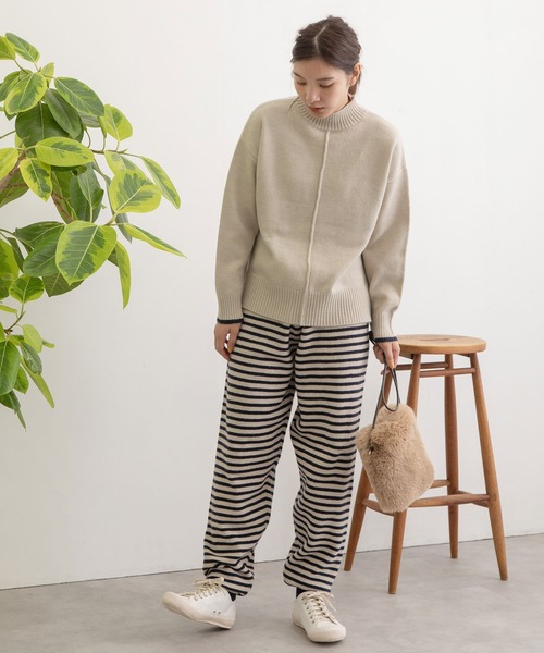 POU DOU DOU（プードゥドゥ）の「サイドスリットハイネックニット（ニット/セーター・レディース・ライトブルー/ピンク/オートミール/ブルー・3）」の7枚目の写真