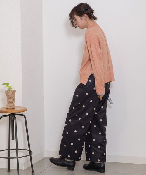 POU DOU DOU（プードゥドゥ）の「サイドスリットハイネックニット（ニット/セーター・レディース・ライトブルー/ピンク/オートミール/ブルー・3）」の19枚目の写真