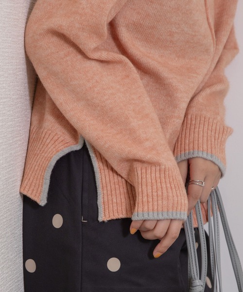 POU DOU DOU（プードゥドゥ）の「サイドスリットハイネックニット（ニット/セーター・レディース・ライトブルー/ピンク/オートミール/ブルー・3）」の21枚目の写真