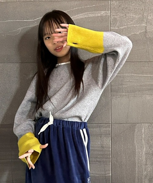 CIAOPANIC TYPY(チャオパニックティピー)の「【KIDS】袖配色リブニットプルオーバー(ニット/セーター・キッズ・アイボリー/グレー/オフホワイト・XL/S/M/XXL/L)」の1枚目の写真