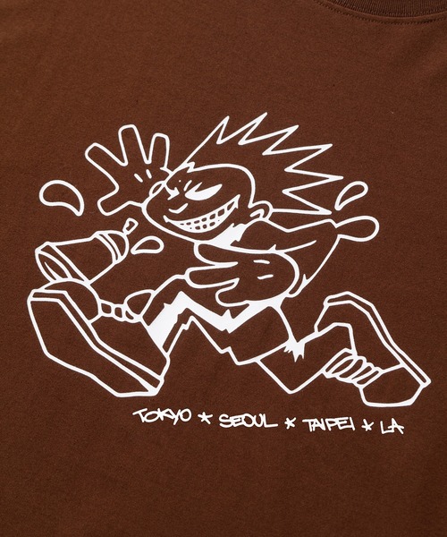 XLARGE（エクストララージ）の「【販売停止】GRAFFITI KIDS S/S TEE（Tシャツ/カットソー・メンズ・ホワイト/ブラウン/ブラック・S/M/L/XL）」の6枚目の写真