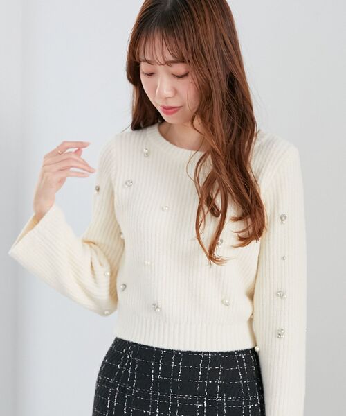 MAJESTIC LEGON(マジェスティックレゴン)の「パールビジューニット(ニット/セーター・レディース・アイボリー/ライトグレー/ベージュ/チャコールグレー・MEDIUM)」の12枚目の写真