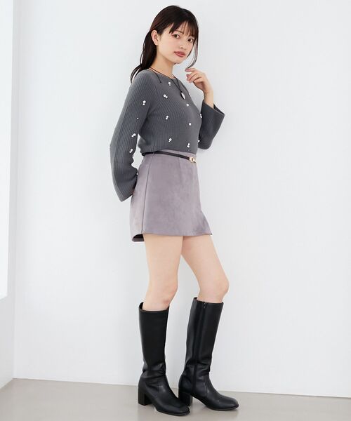MAJESTIC LEGON(マジェスティックレゴン)の「パールビジューニット(ニット/セーター・レディース・アイボリー/ライトグレー/ベージュ/チャコールグレー・MEDIUM)」の18枚目の写真
