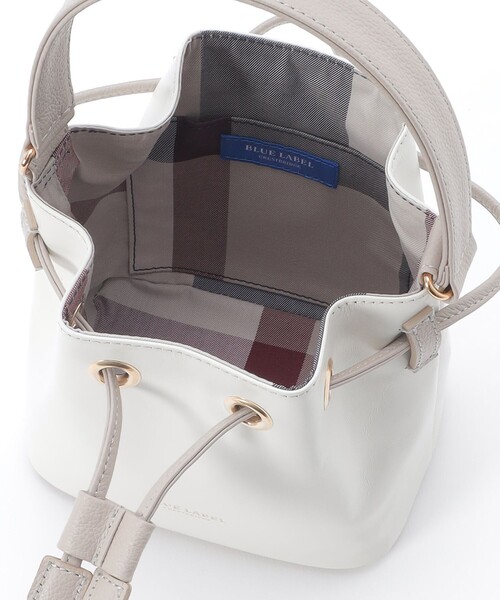 BLUE LABEL CRESTBRIDGE（ブルーレーベルクレストブリッジ）の「バイ 