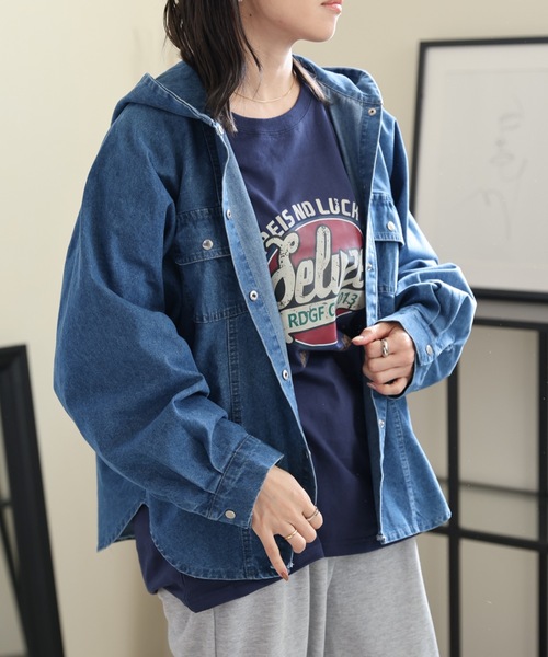 ULEULA（ウルア）の「デニムフードオーバーブルゾン（デニムジャケット・レディース・ブルー/サックスブルー・FREE）」の17枚目の写真