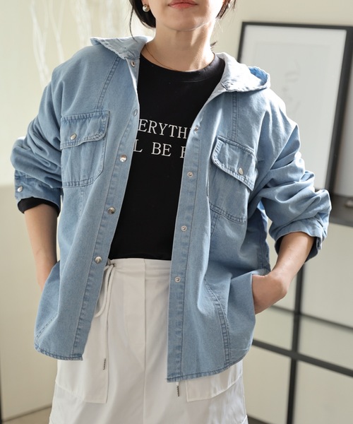 ULEULA（ウルア）の「デニムフードオーバーブルゾン（デニムジャケット・レディース・ブルー/サックスブルー・FREE）」の3枚目の写真