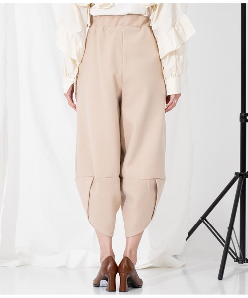 Settimissimo（セッティミッシモ）の「ITALYウールタッチ ビッグポケット バルーン シルエット パンツ（その他パンツ・レディース・ベージュ/グレー・FREE）」の19枚目の写真