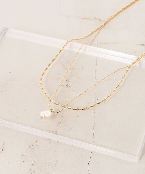 le.coeur blanc（ルクールブラン）の「パールモチーフ2連ネックレス（ネックレス・レディース・ゴールド・FREE）」の2枚目の写真