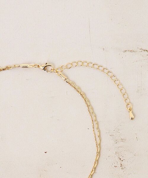 le.coeur blanc（ルクールブラン）の「パールモチーフ2連ネックレス（ネックレス・レディース・ゴールド・FREE）」の8枚目の写真