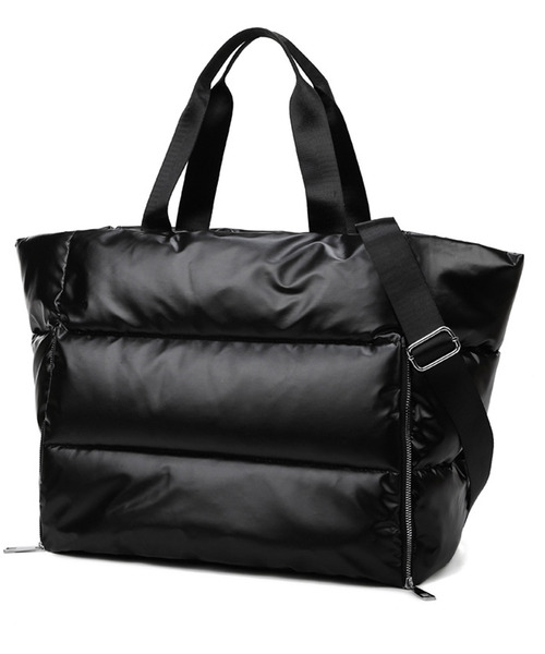 DAY CLOSET(デイ クローゼット)の「【A4収納可】2WAYぷっくりキルティングトートバッグ+ベルト 2点セット(トートバッグ・レディース・ブラック/グリーン/シルバー/パープル/ピンク/ブルー・ONE SIZE)」の7枚目の写真