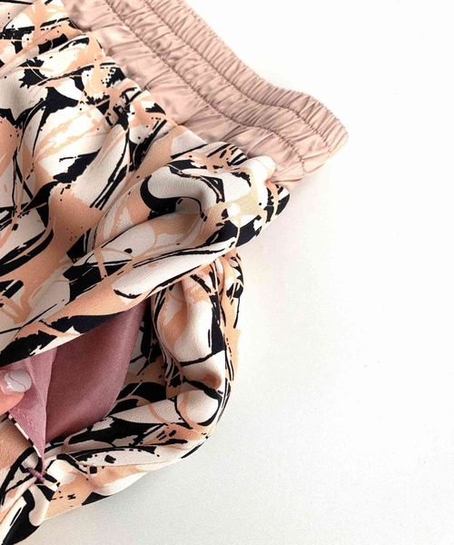 Q（キュー）の「Graffiti パンツ（その他パンツ・レディース・ブラウン系/ベージュ系・MEDIUM）」の17枚目の写真