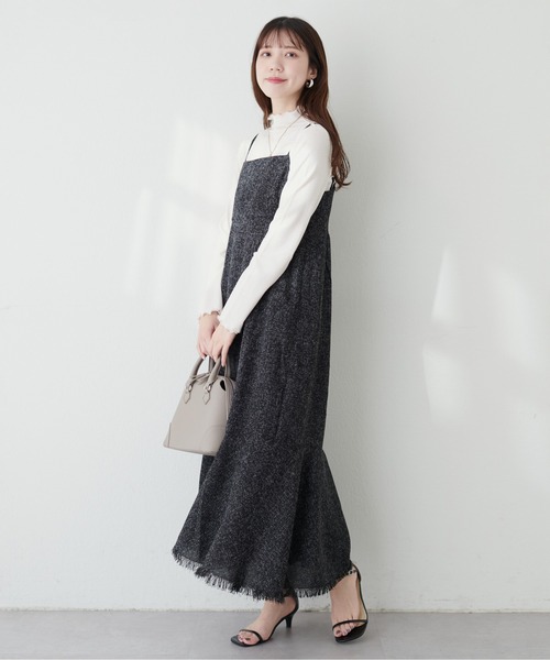 natural couture(ナチュラルクチュール)の「裾フレア切替ツイードキャミワンピース(ワンピース・レディース・オフホワイト/ブラウン/ブラック・FREE)」の13枚目の写真