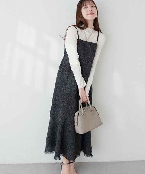natural couture(ナチュラルクチュール)の「裾フレア切替ツイードキャミワンピース(ワンピース・レディース・オフホワイト/ブラウン/ブラック・FREE)」の14枚目の写真