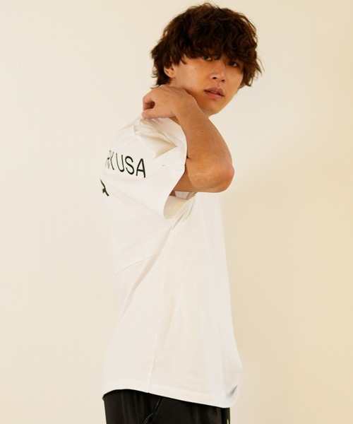 NEW ERA(ニューエラ)の「NEW ERA/ニューエラ 半袖Tシャツ オーバーサイズ バックプリント 14121871/14121872/14121873/14121874(Tシャツ/カットソー・メンズ・ホワイト/ストーン/ライトブルー/ブラック・M/L/XL/2XL)」の13枚目の写真