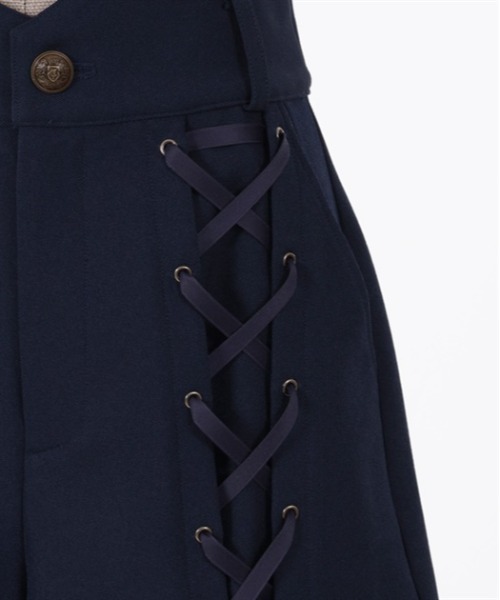 axes femme POETIQUE(アクシーズファムポエティック)の「レースアップショートパンツ(その他パンツ・レディース・ネイビー/ブラック/ベージュ・MEDIUM)」の22枚目の写真